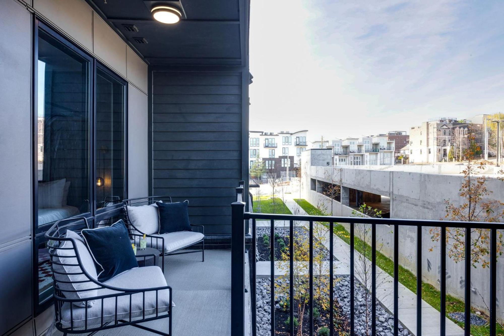 Atlas - Odyssey - Heart Of Midtown Nashville Exterior photo