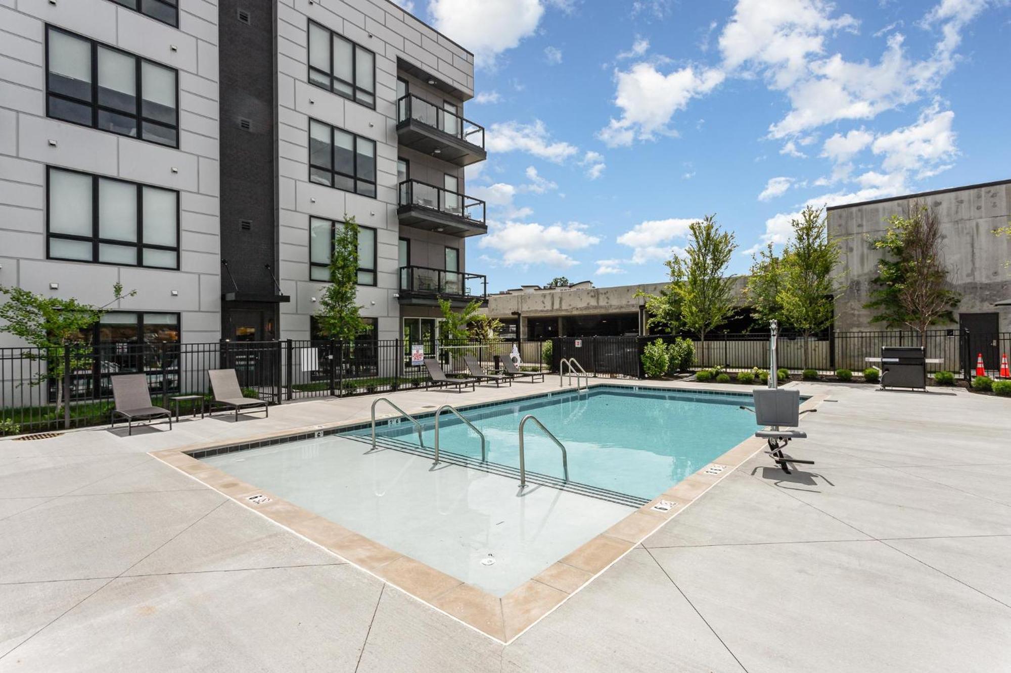 Atlas - Odyssey - Heart Of Midtown Nashville Exterior photo